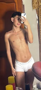 velvetkai Public Foto 3