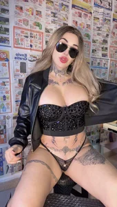 "Contigo, la pasión siempre sabe mejor." de LaylaWatsson  3 photos