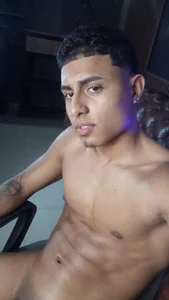 Zdjęcia Tayron_king sexy abc: 
