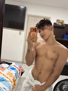 josethariaz25: 🛀 ( фото)