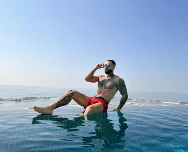 MasculineGuy99 Barcelona, Dubai, Napales, Pompeii, Rome, Corfu, Turkey, Thassos , Budapest, Jordan ,Albany, Εικόνα 9