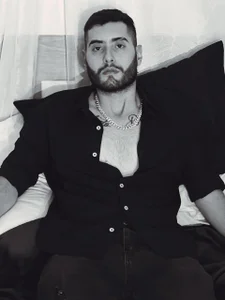 Master_Kratos de Master_kratos_and_Megan  Imagens