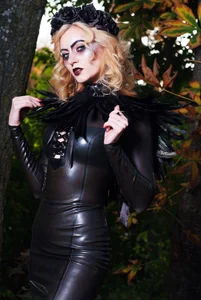 GoddessCeline: Public ( фото)