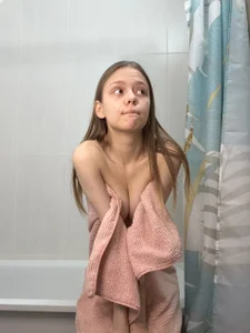 WeiSusiのAfter bathroomの 4枚の写真