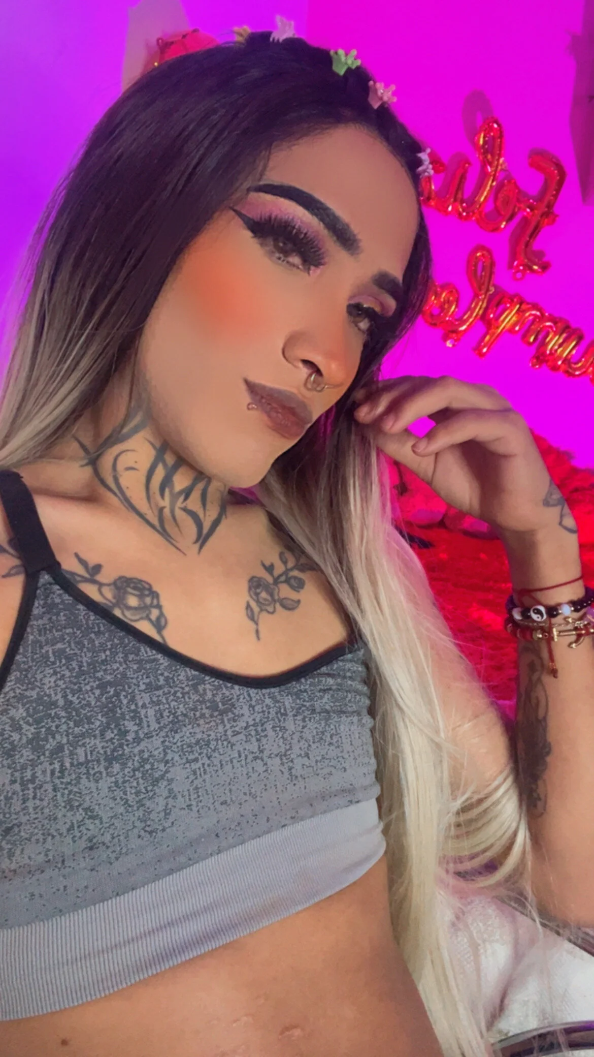 MICAELA_RANGELL_ Poză populară 247