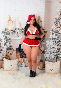 sabrina_shark_ Have you ordered your gift yet?🎁😏 Pic 4