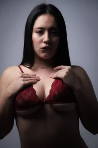 aisha_duque Red on the outside, wicked on the inside 😈🔥 Pic