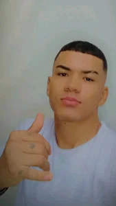 Public od Dylan_Thiago_  snímek