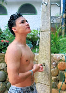 Liam_Chameliam kullanıcısının miraculous fishing albümü -  2 fotoğraf