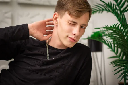 ERICK__DEEN How do you like my outfit? зображення