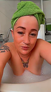 Fremdgehende_stinkefotz Badespaß for Free 💦🔥💋 Foto 3