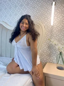 alana-silva sexy and linda alana Foto 2