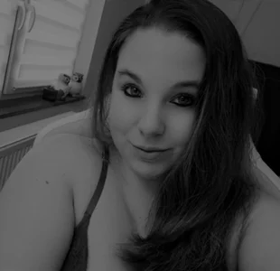 -Aurelia- Public Pic 2