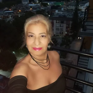 alana_johnson_0 Public Pic 2