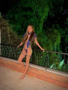 sharick_noir Are you coming on my trip? To be your flight attendant, hmm? Pic 3