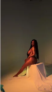 anahi_ryan_ A special Gift! ⭐💫 Foto 2