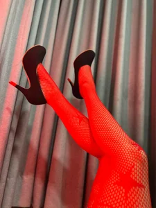 DulceAurora__のElegance and passion 👠の 5枚の写真