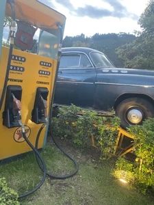 Tiffanysurez_ Sexy gas station Immagine  2