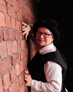 roxana_brooks ur magic teacher Immagine  5