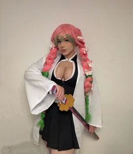 Miamontoya 🎃Love Hashira💟COSPLAY MITSURI KANROJI BIGBOOBS Foto 4