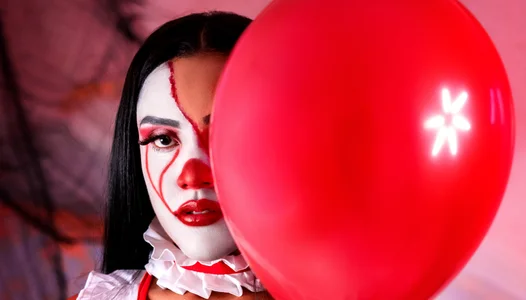 HeidyWillss Halloween IT Hình