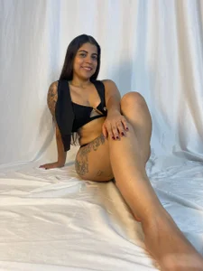 Sasha_Bellucci1 Public  4টি ছবি