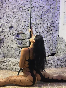 MeganCruzGB Flexible Megan Pic 3