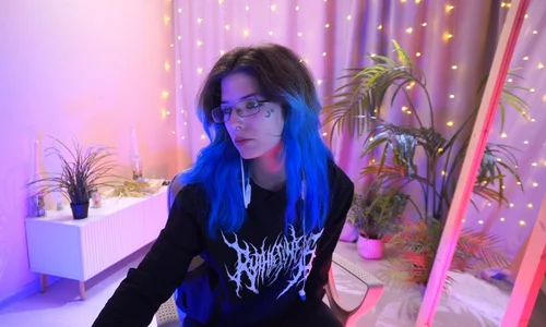 Lain_Root Funny photos before streams ♬♫ヽ(^^ヽ)♪ зображення 3
