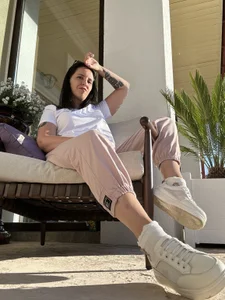 Public od Irwi_Tomboy  2 snímek