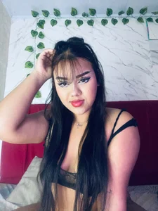 amandacanelacm my face is an art of love Gambar 3