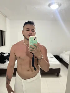 me de bigmax94hot1  4 Imagens