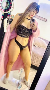 🔥 od Zoe_riivas  2 snímek