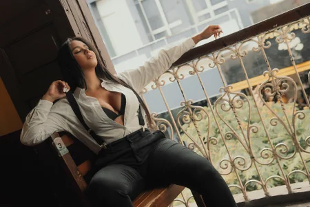 ToriCrossX Businesswoman 사진 2