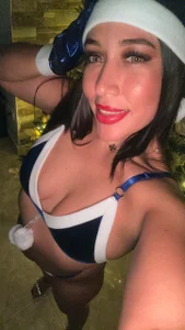 SashaDurante Christmas Eve Pic 4