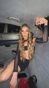 camila_hootie NIGHT IN THE CITY Foto 3