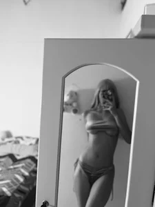 amberr_luz_hot 🕸️ Foto 2