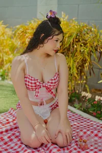 hanah_line 🥴 Poză 3