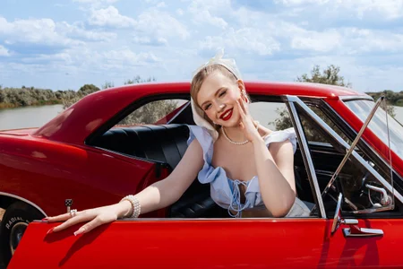 MilanaBalmain Hot lips, cold drink, zero regrets Gambar 4