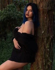 Amy_Parkker: Amy in the woods 🌎 ( 7 фото)