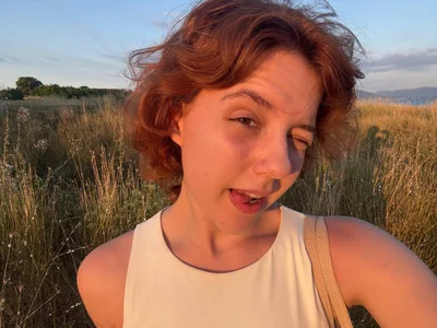 Ari_Meow Public Bilde 8