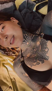 HornyHippy1 Public Foto