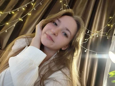 Kaleyshykittie just photos^^ Pic