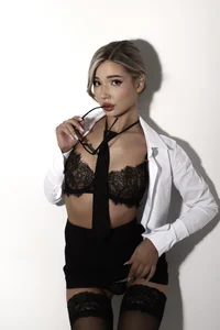 EmmaKeam Is my boss here? Pic 6