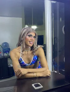 brittany_gomez_ Public Poză 5