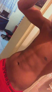 AnthonyNG00Public Bild 4