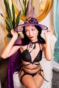 LilyThea haunted halloween Immagine  8