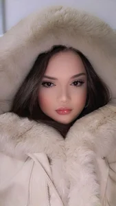 sexynikicol doll Foto