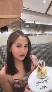 Godisawoman_x wanna blow candle witj me? or wanna do either wise lol Pic