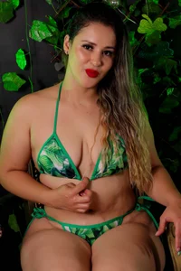 diane_di I can give you a lot of luck Hình 3