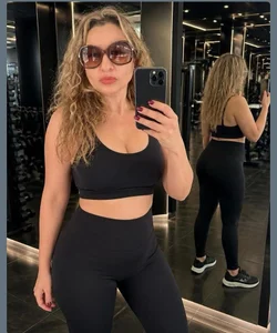 GYM 🥵😈 de Tamara-Hall  3 Imagens